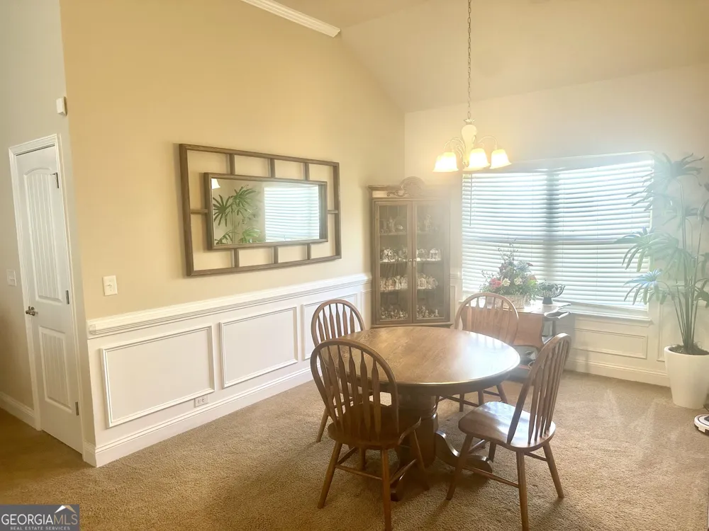 864 Crescent LN Griffin, GA 30224