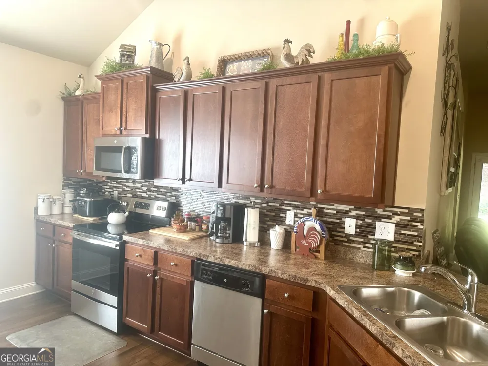 864 Crescent LN Griffin, GA 30224
