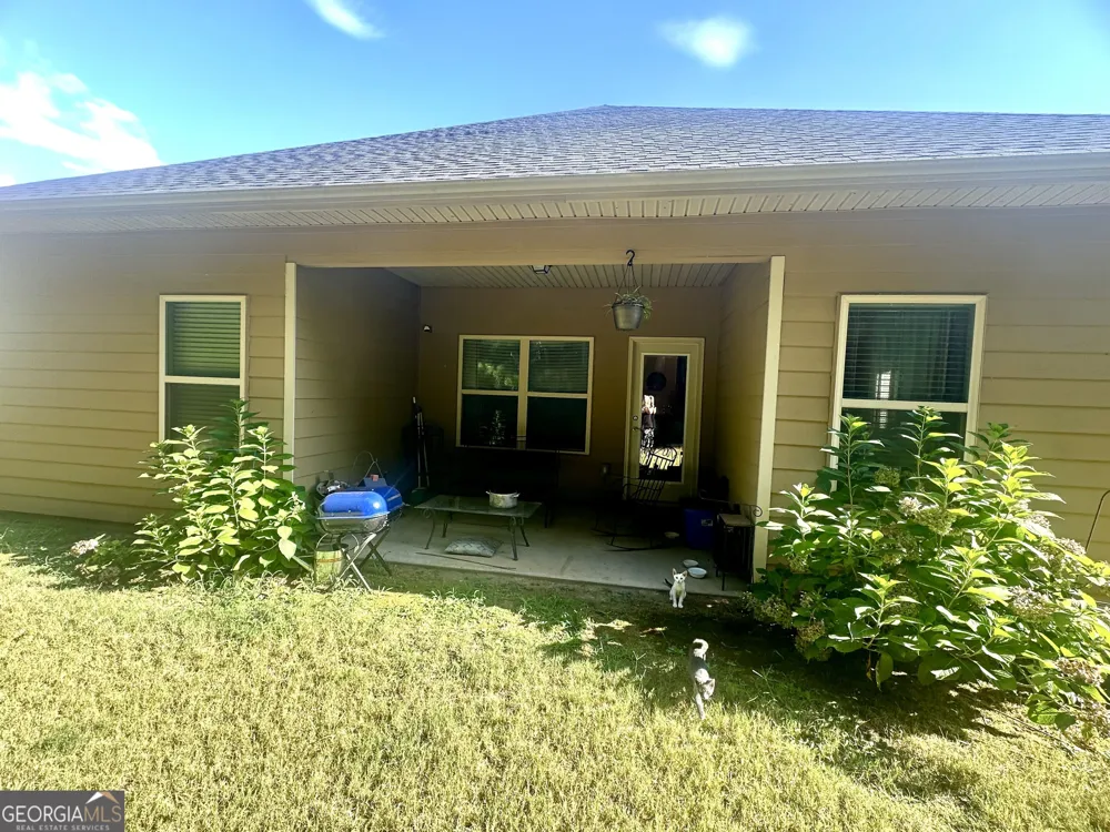 864 Crescent LN Griffin, GA 30224