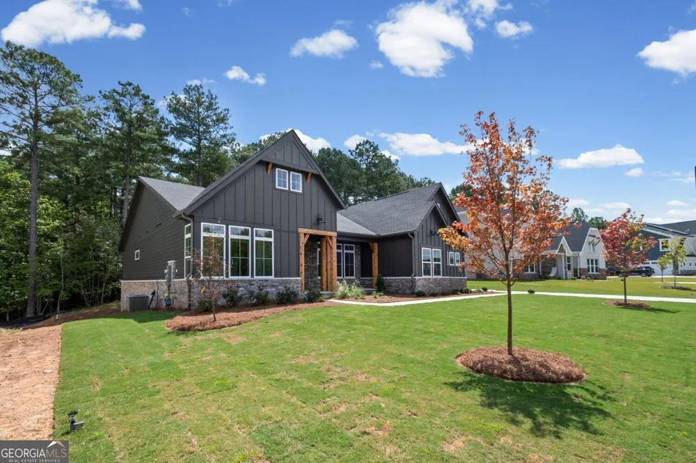718 Conley DR Canton, GA 30115