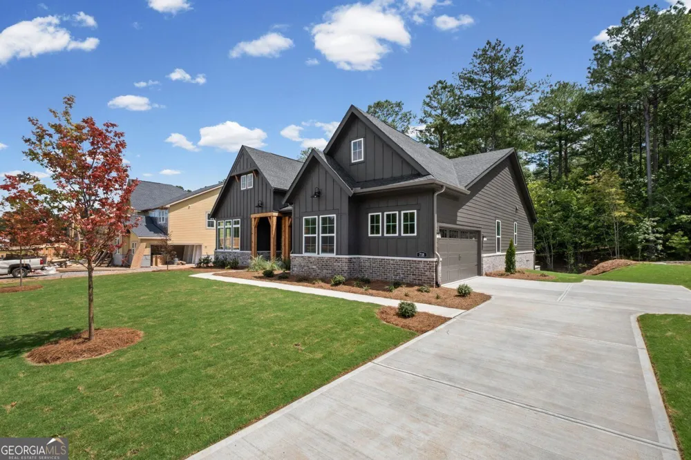 718 Conley DR Canton, GA 30115
