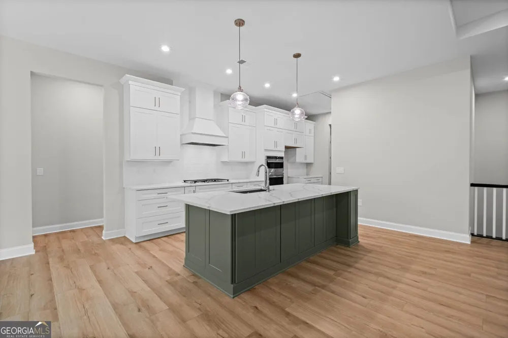 718 Conley DR Canton, GA 30115