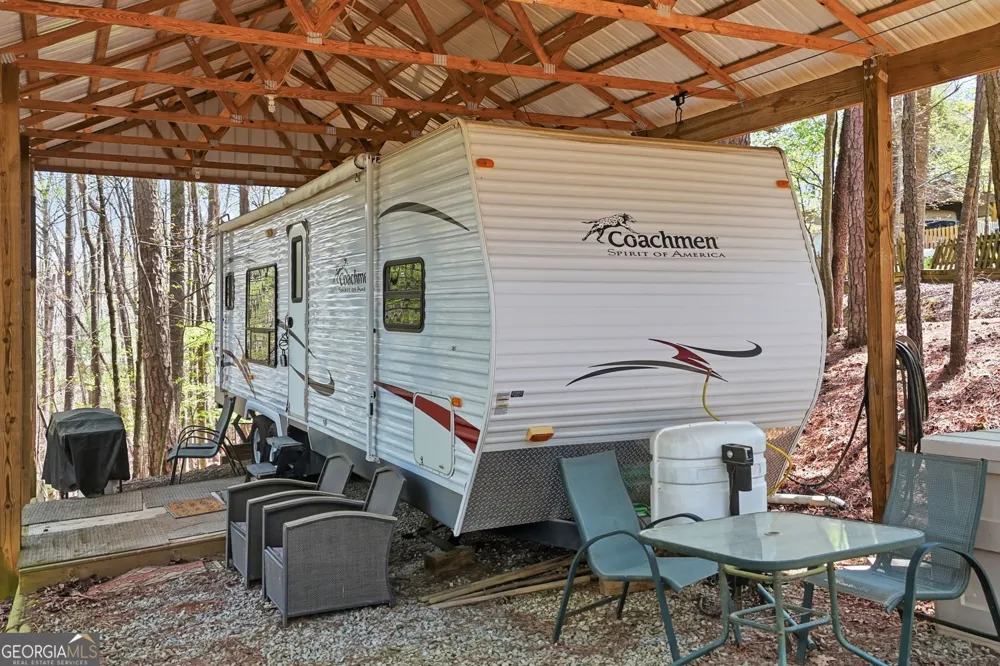 96 10th ST Ellijay, GA 30540