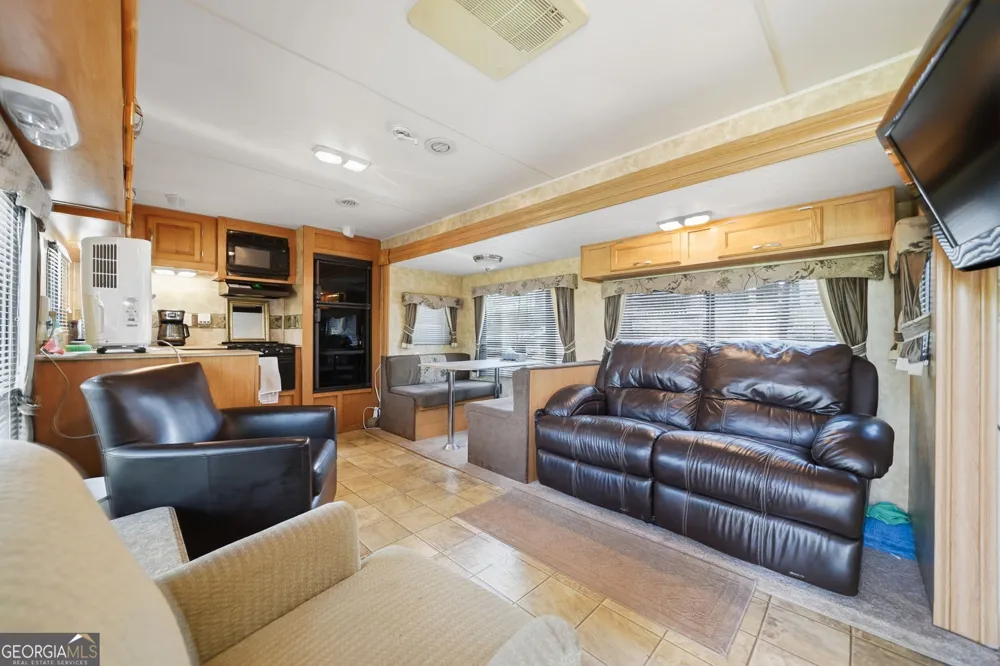 96 10th ST Ellijay, GA 30540