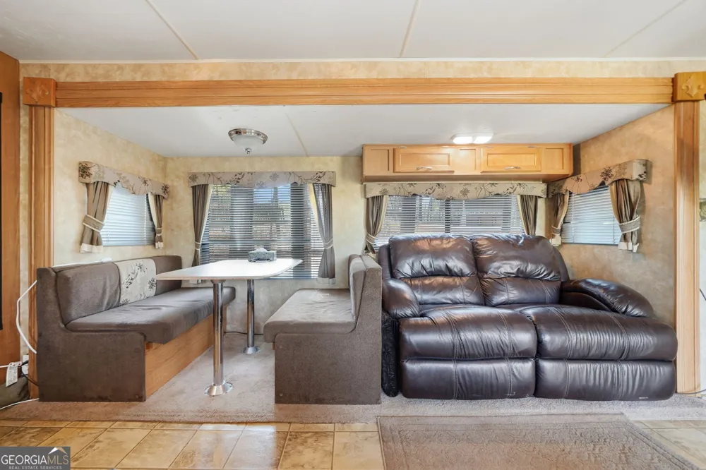 96 10th ST Ellijay, GA 30540