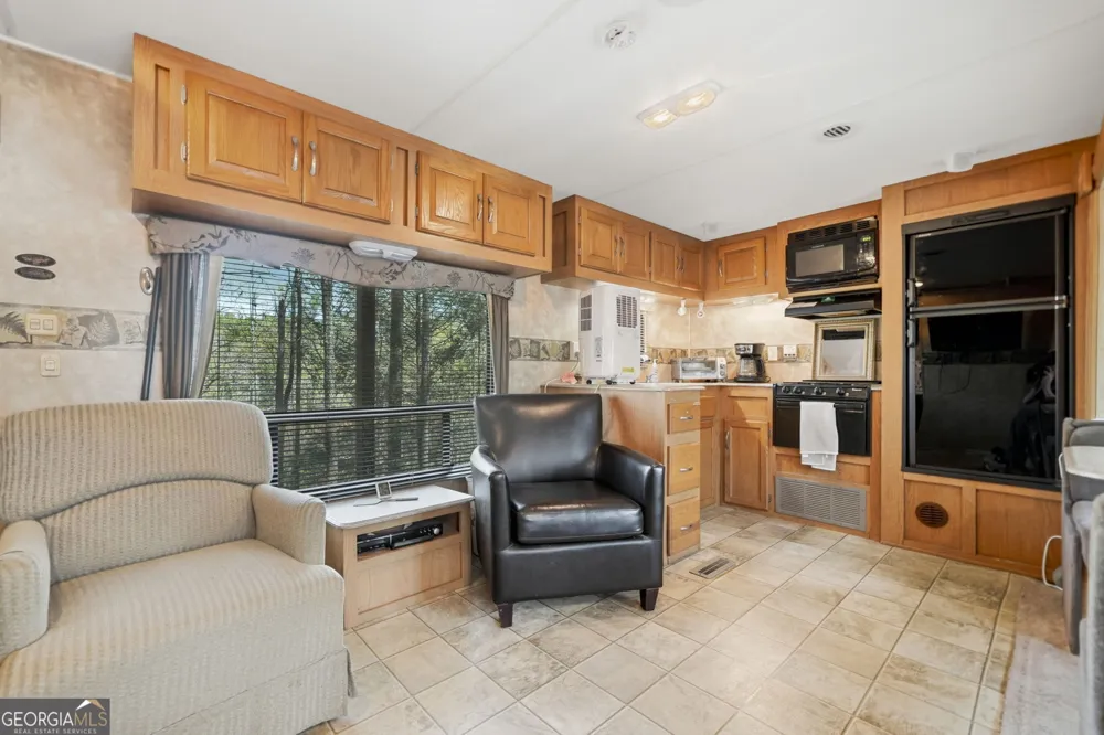 96 10th ST Ellijay, GA 30540