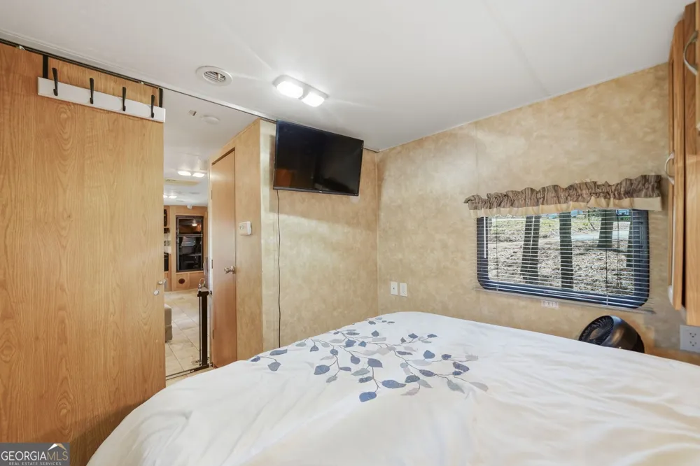 96 10th ST Ellijay, GA 30540