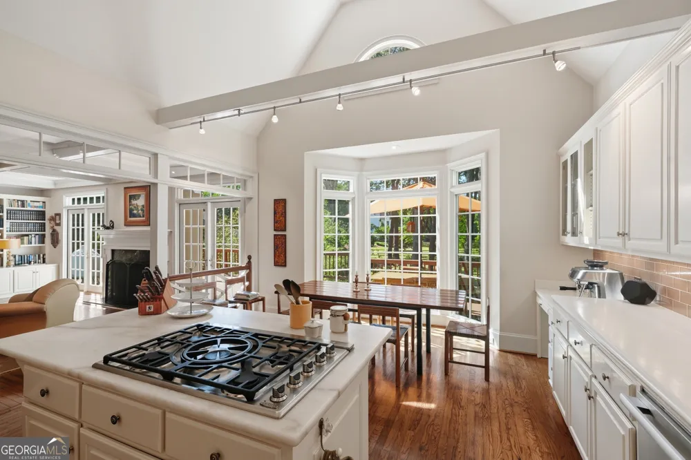 1314 Battleview DR NW Atlanta, GA 30327