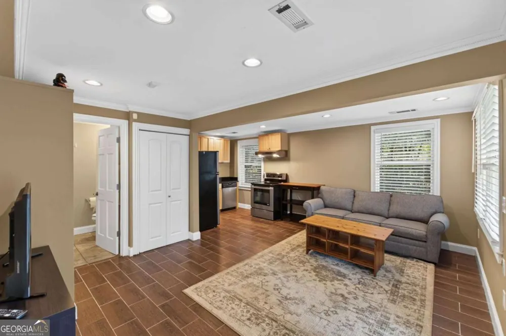 1040 Lindridge DR NE Atlanta, GA 30324
