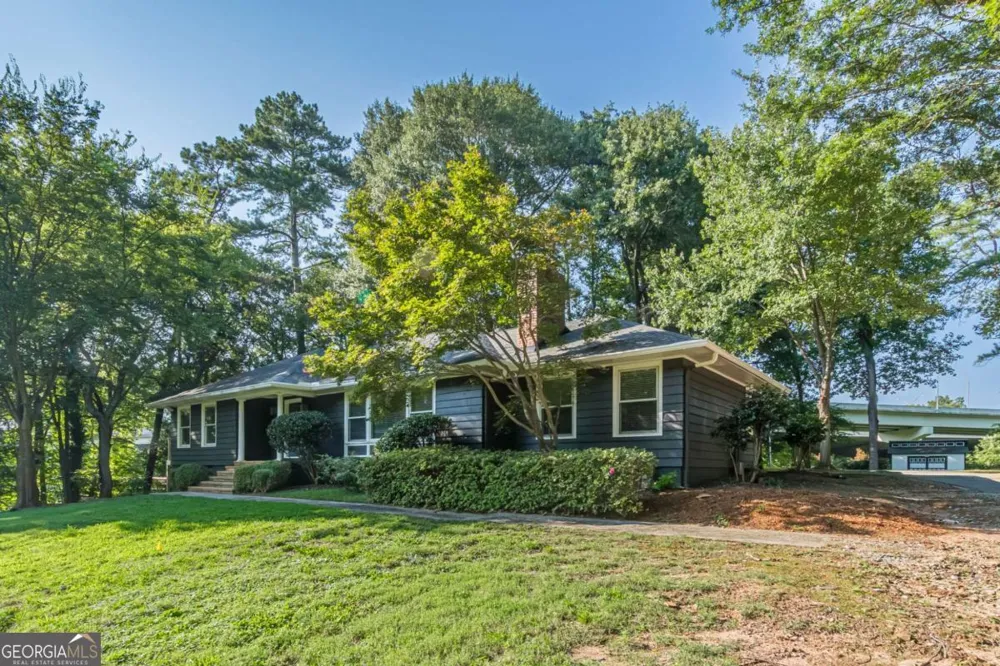 1040 Lindridge DR NE Atlanta, GA 30324