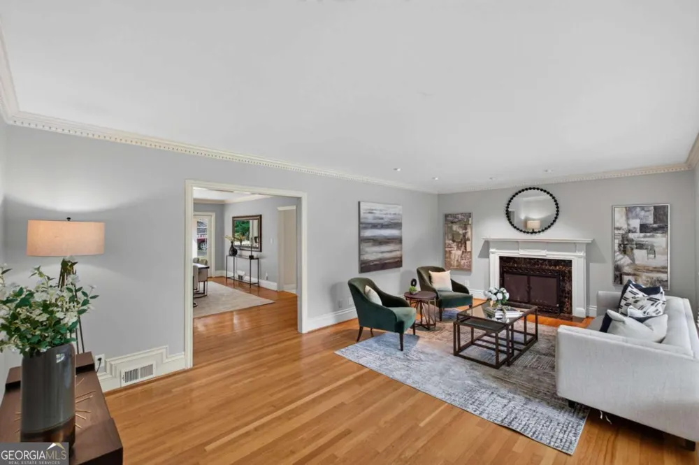 1040 Lindridge DR NE Atlanta, GA 30324