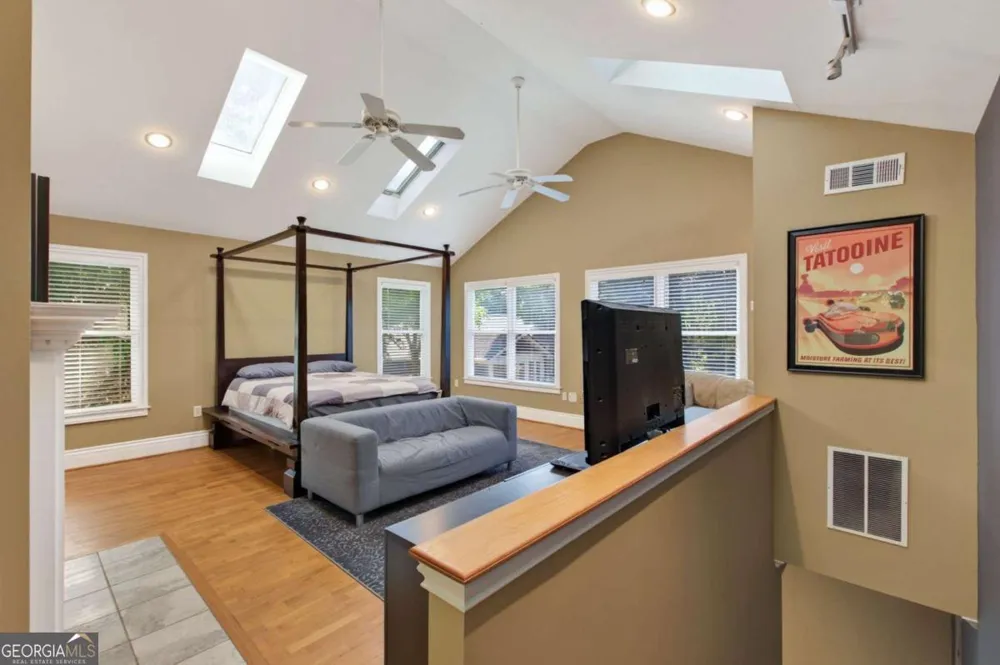 1040 Lindridge DR NE Atlanta, GA 30324