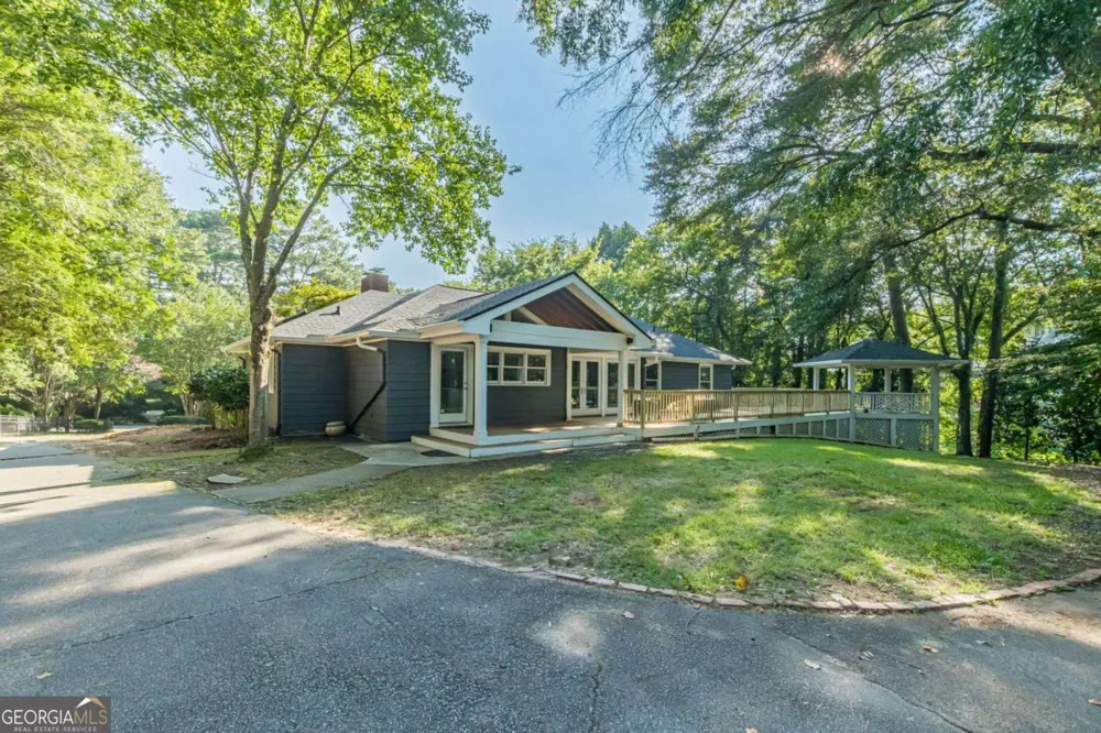1040 Lindridge DR NE Atlanta, GA 30324