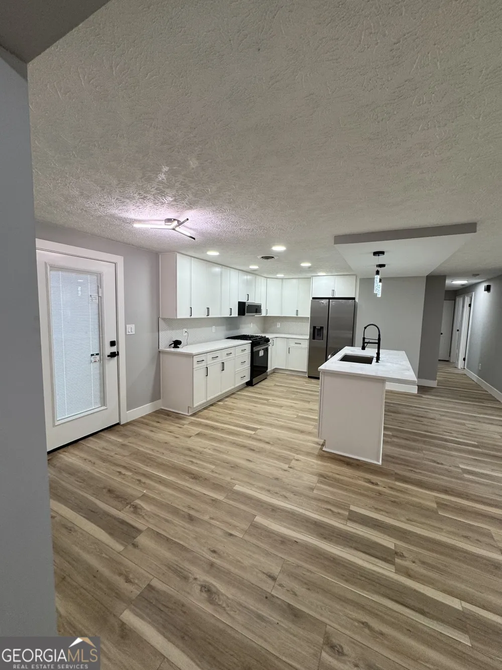 5770 Ivywood DR Lithonia, GA 30038