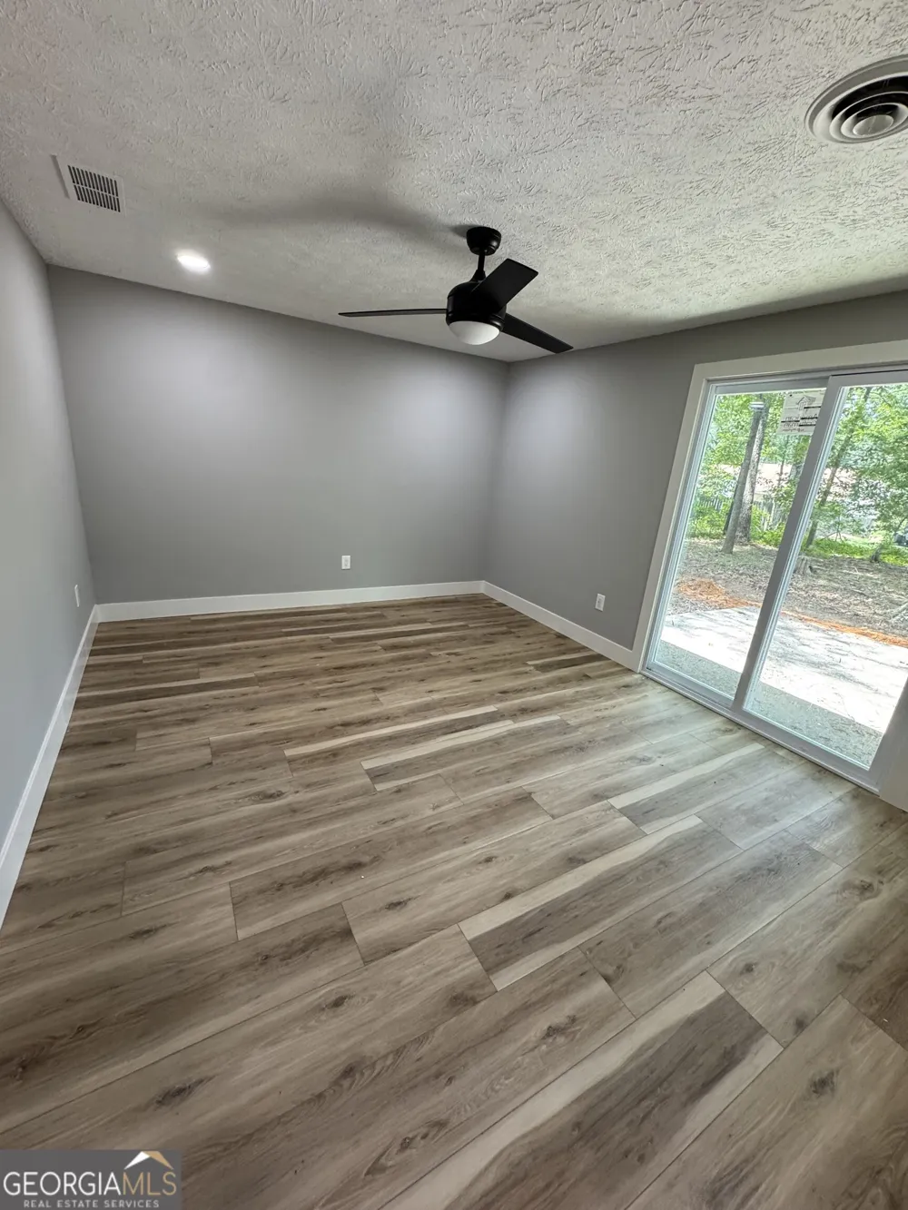 5770 Ivywood DR Lithonia, GA 30038