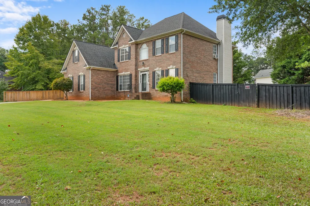 207 Arthur DR McDonough, GA 30252