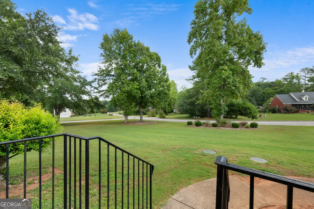 207 Arthur DR McDonough, GA 30252