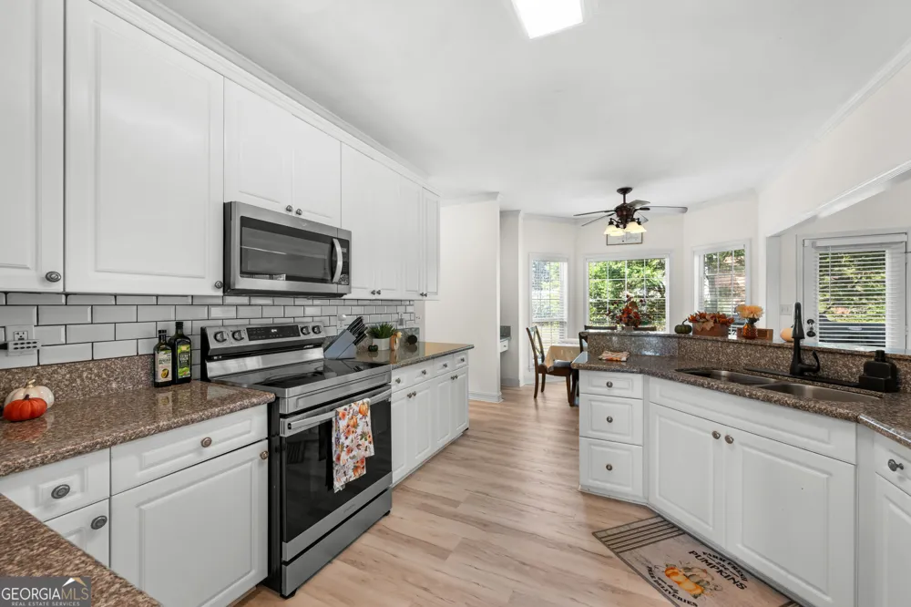 207 Arthur DR McDonough, GA 30252