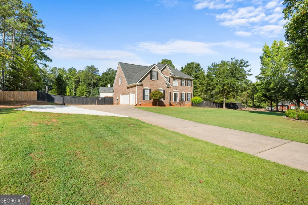 207 Arthur DR McDonough, GA 30252