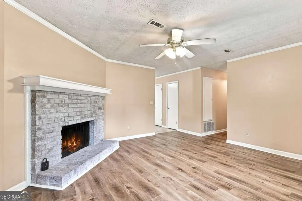 67 Rivercrest CT Riverdale, GA 30274