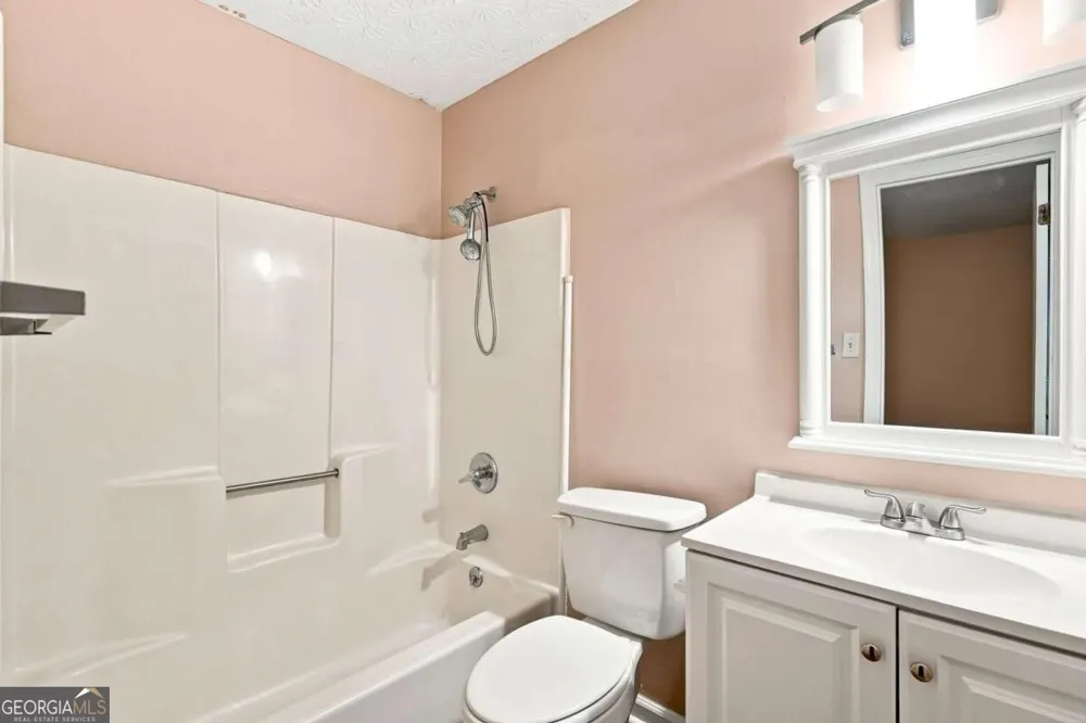 67 Rivercrest CT Riverdale, GA 30274