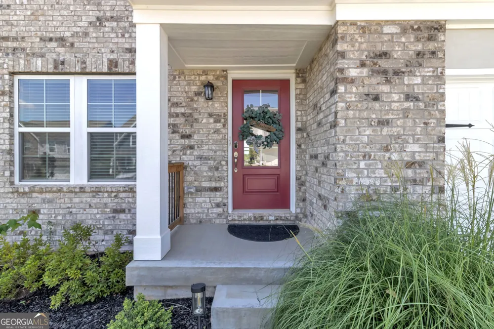 31 Okeechobee WAY Hoschton, GA 30548