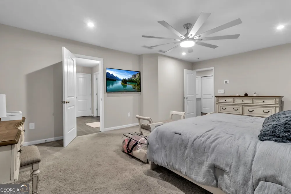 31 Okeechobee WAY Hoschton, GA 30548
