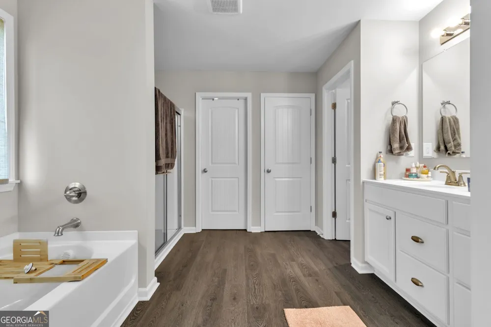 31 Okeechobee WAY Hoschton, GA 30548