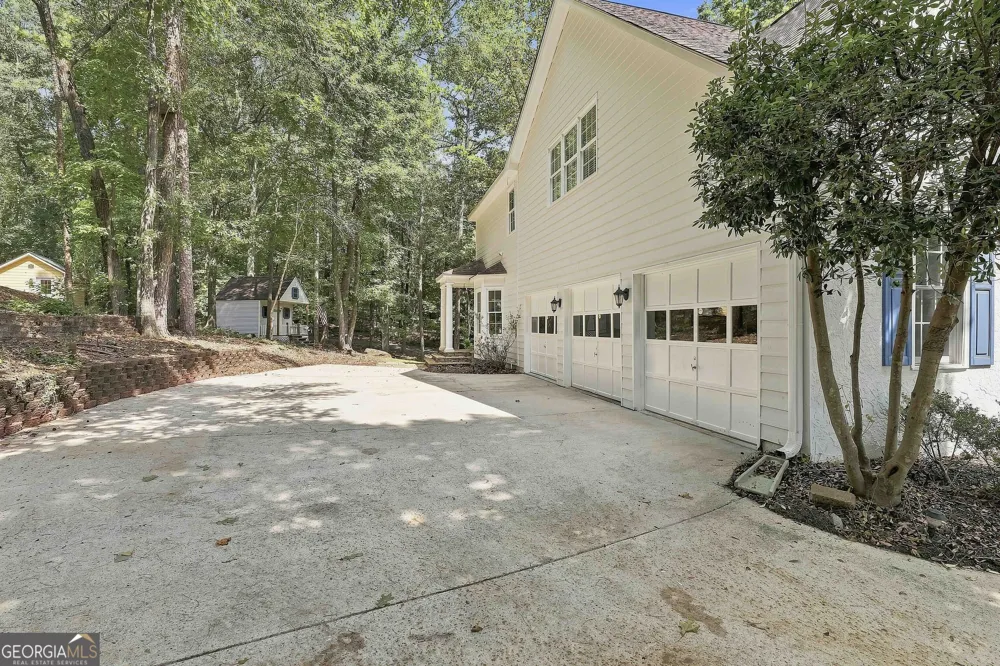 625 Bellenden DR Peachtree City, GA 30269