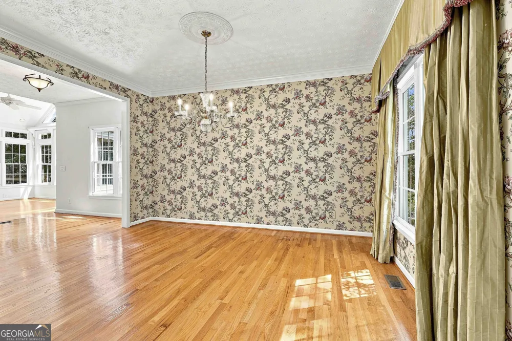 625 Bellenden DR Peachtree City, GA 30269