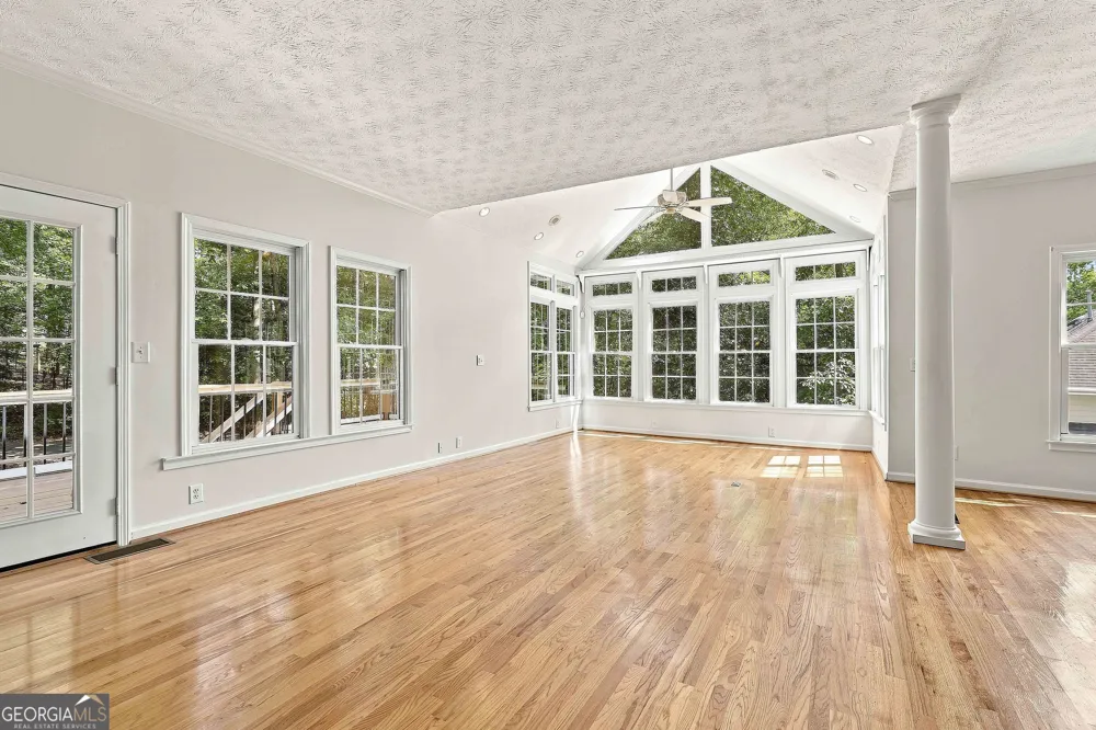 625 Bellenden DR Peachtree City, GA 30269