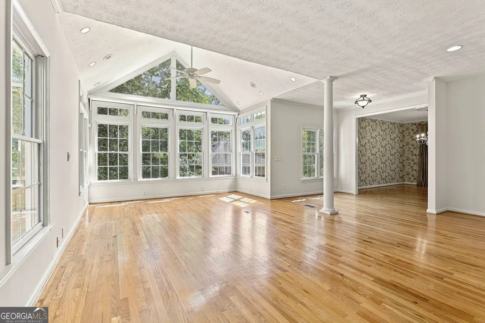 625 Bellenden DR Peachtree City, GA 30269