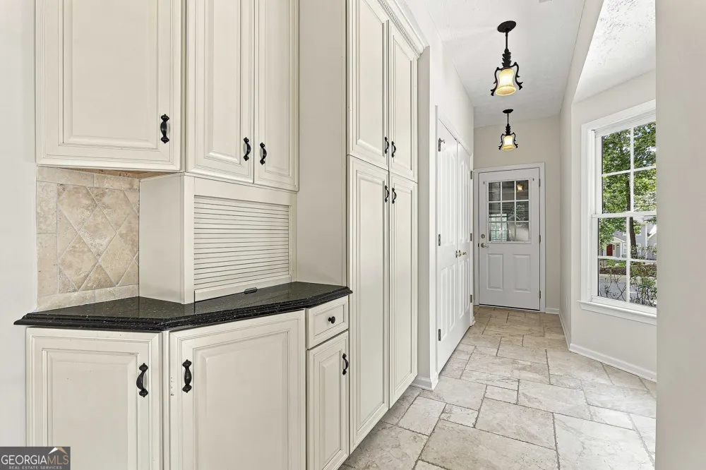 625 Bellenden DR Peachtree City, GA 30269