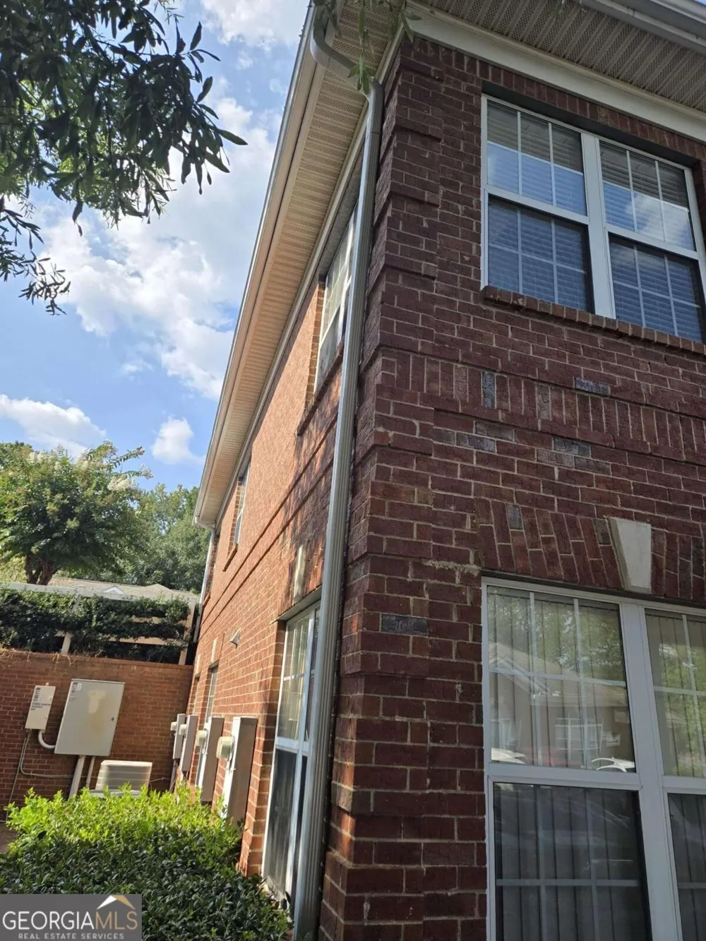 3883 Rogers Bridge RD Duluth, GA 30097