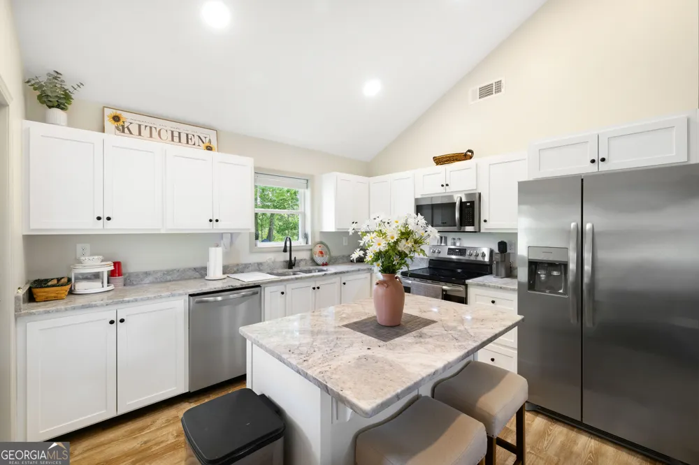 121 Old Highway 5 Blue Ridge, GA 30513