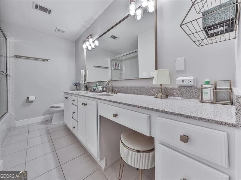25104 Plantation DR NE Atlanta, GA 30324