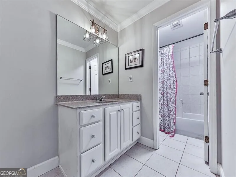 25104 Plantation DR NE Atlanta, GA 30324