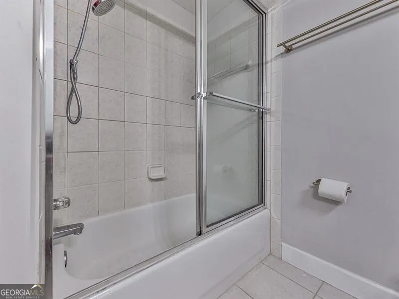 25104 Plantation DR NE Atlanta, GA 30324