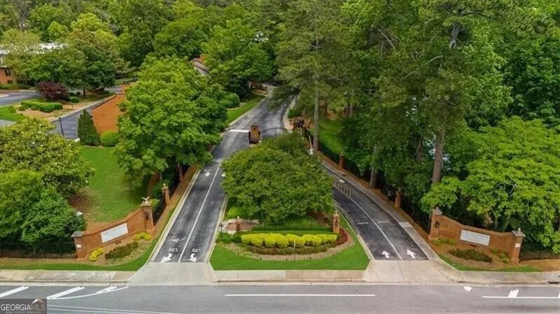 25104 Plantation DR NE Atlanta, GA 30324