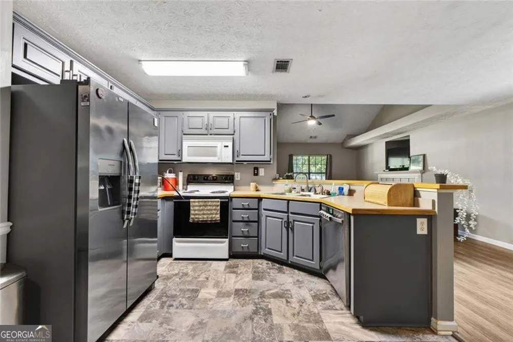 315 Wild Turkey LN Locust Grove, GA 30248