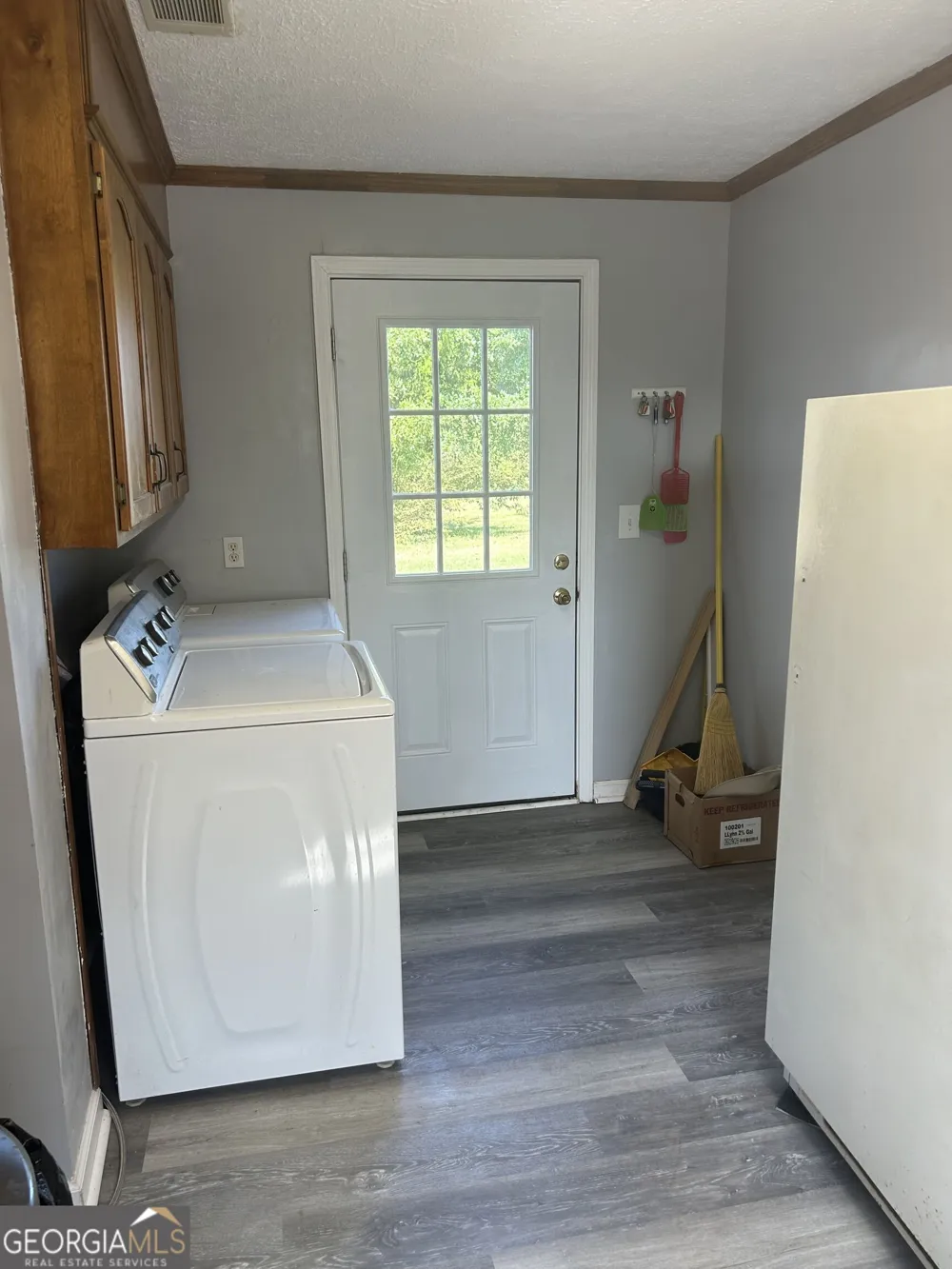 63 Clairmont AVE Elberton, GA 30635