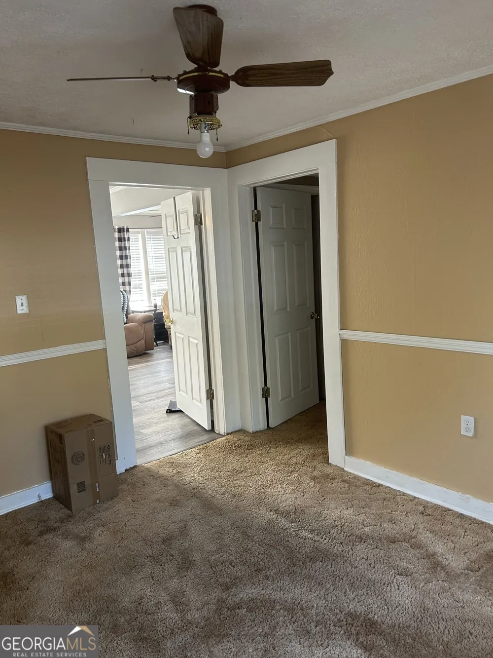 63 Clairmont AVE Elberton, GA 30635