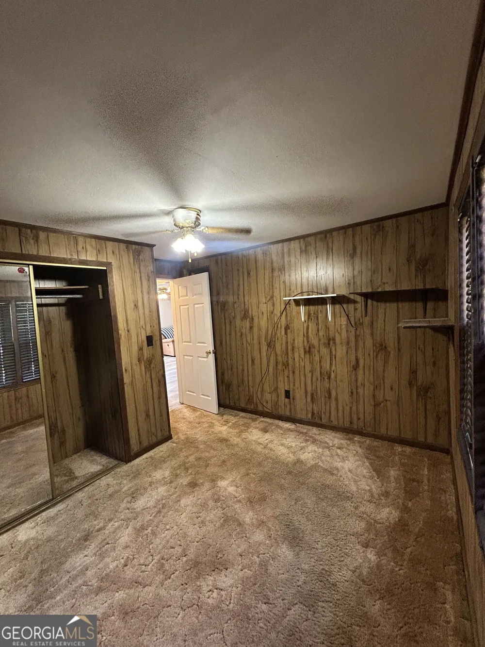 63 Clairmont AVE Elberton, GA 30635