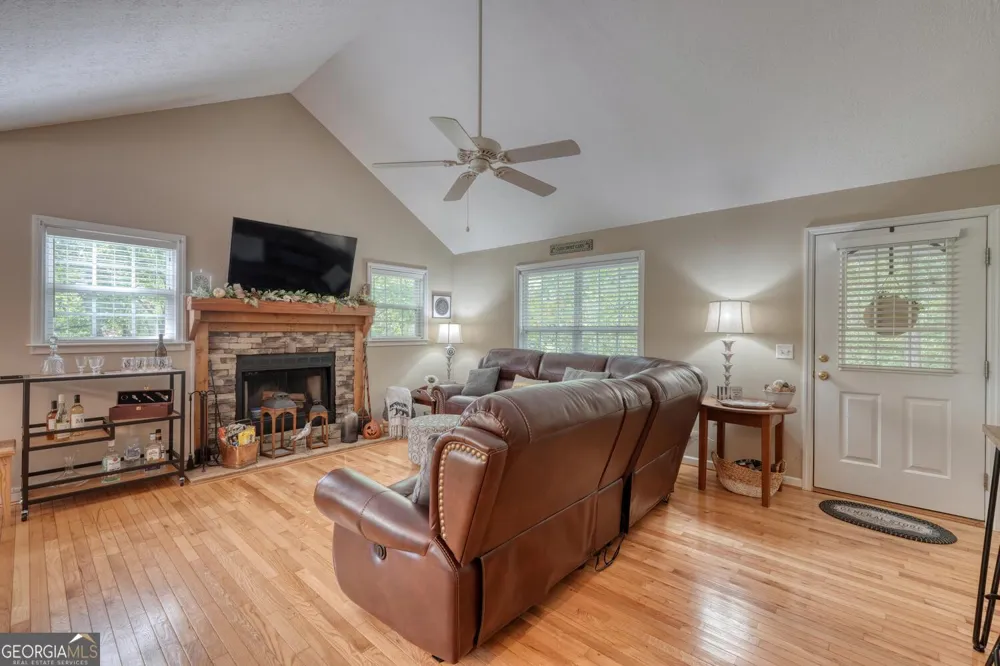 2532 Hunter RD Hiawassee, GA 30546