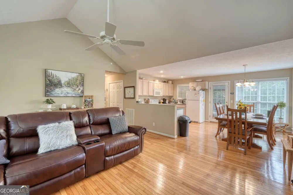 2532 Hunter RD Hiawassee, GA 30546