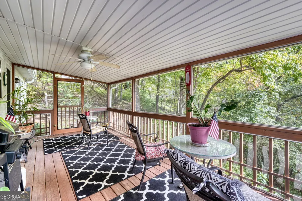 2532 Hunter RD Hiawassee, GA 30546
