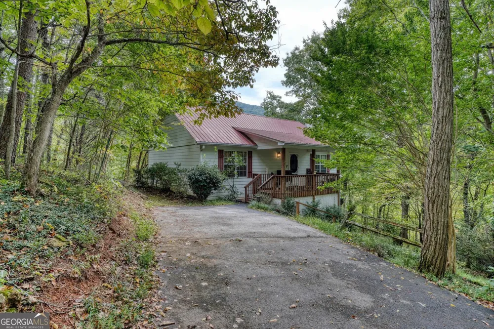 2532 Hunter RD Hiawassee, GA 30546