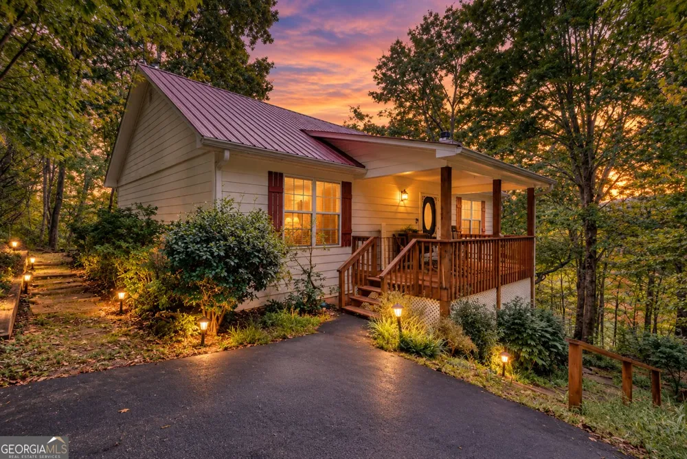 2532 Hunter RD Hiawassee, GA 30546