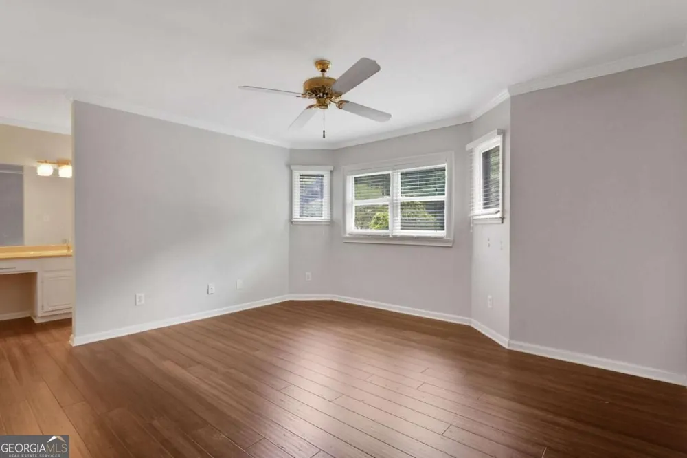 1452 Briaroaks TRL NE Atlanta, GA 30329