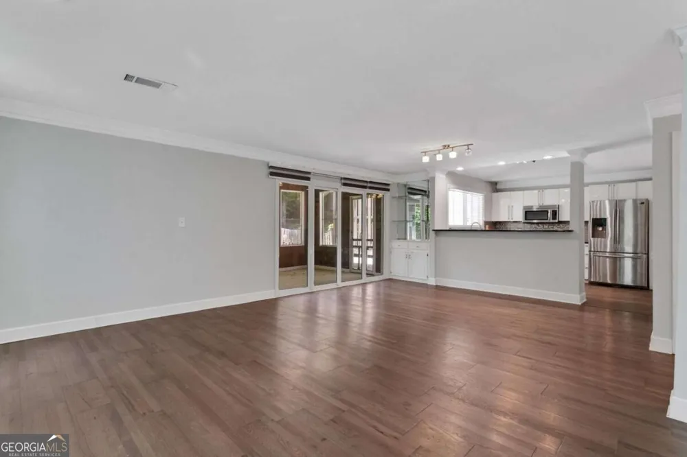 1452 Briaroaks TRL NE Atlanta, GA 30329